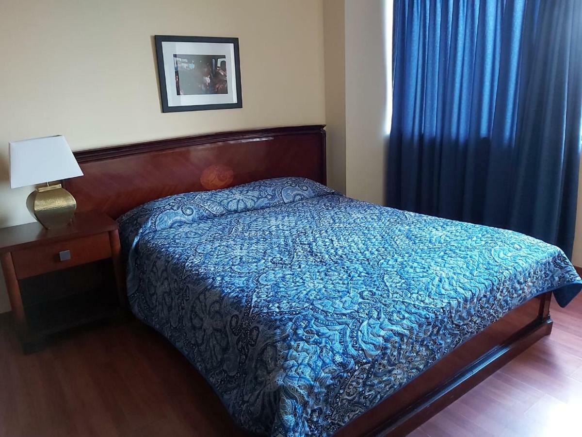 Hostal Tutamanda 2 Кіто Екстер'єр фото